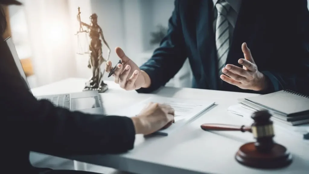 spinal injury lawyers