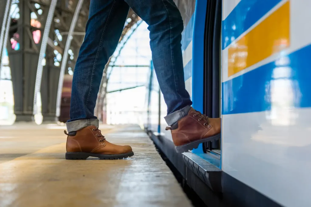 train injury lawyer
