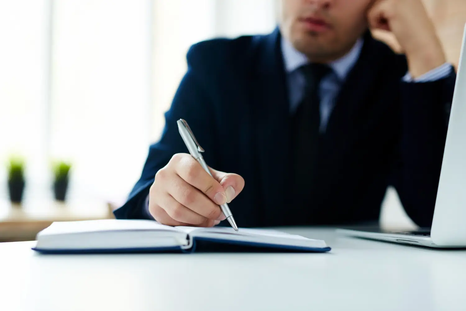 can i fire my personal injury lawyer